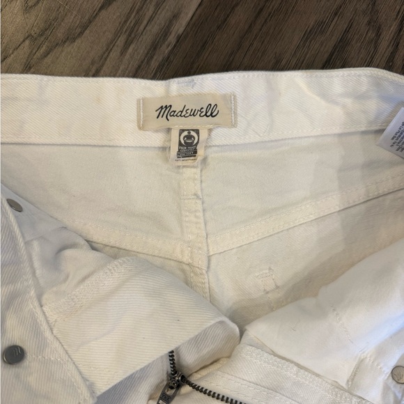 Madewell White Frayed Hem Jean Shorts Sz 26 - Picture 2 of 4